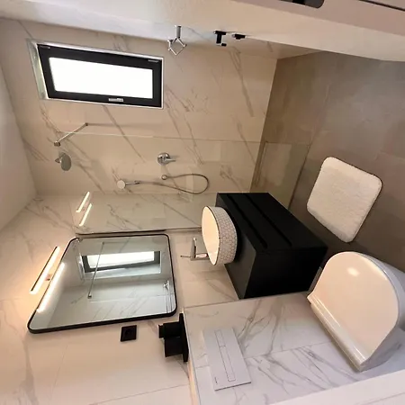 Lux Escada * Ičići