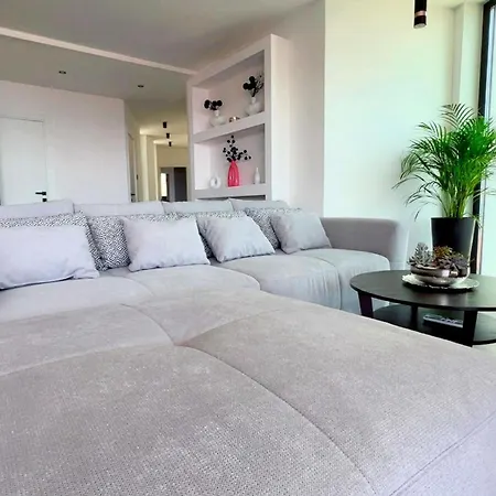 Apartment Lux Escada Icici